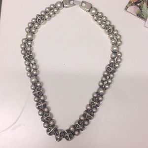 HEET NECKLACE
